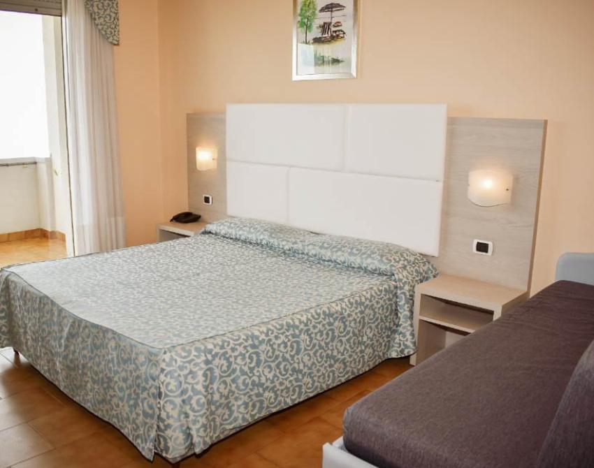 hotel-costaverde fr chambres-en-promo-sur-le-front-de-mer-a-tortoreto-lido 021